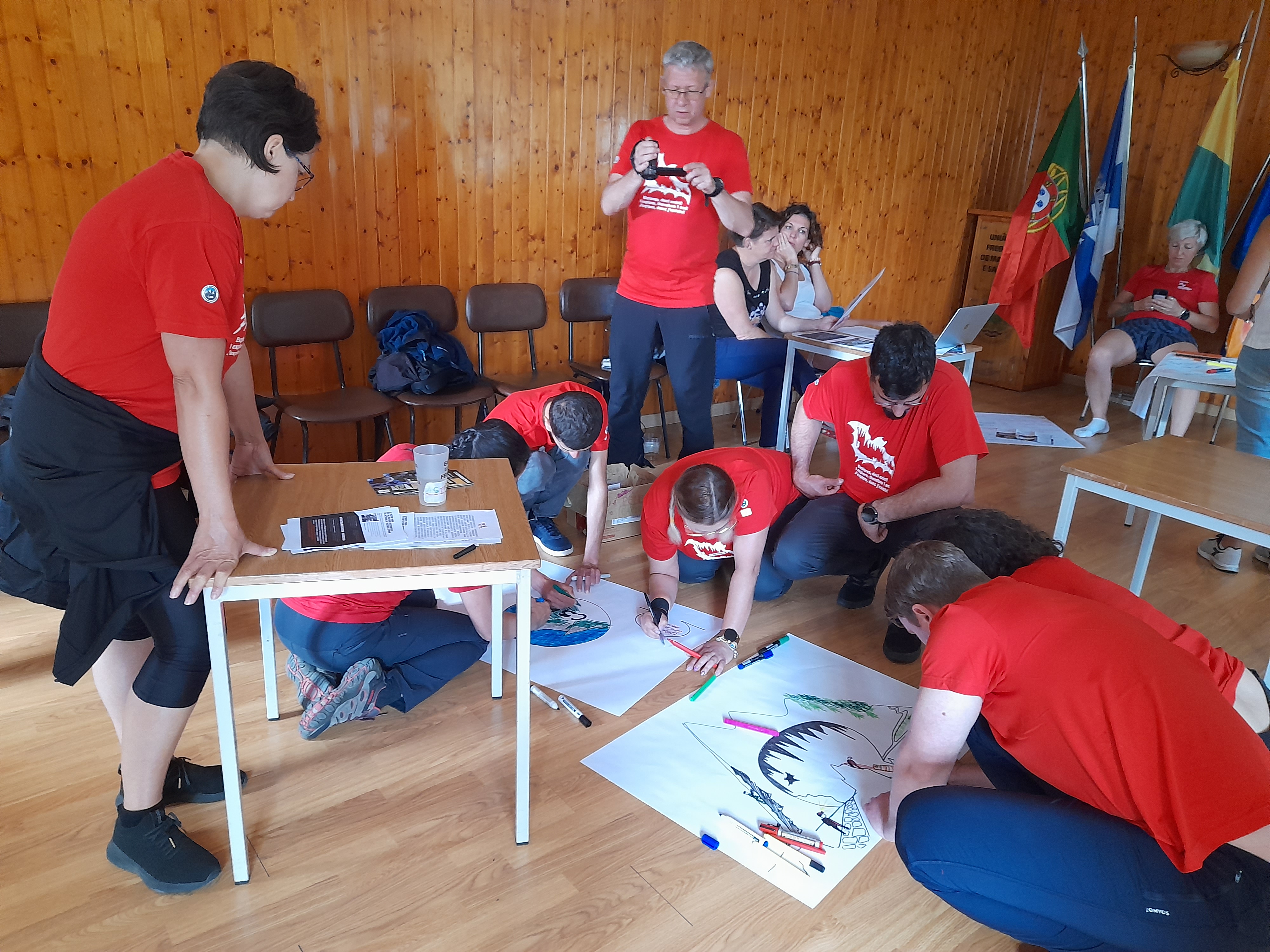 Les préparatifs d'un projet lors d'un séminaire.